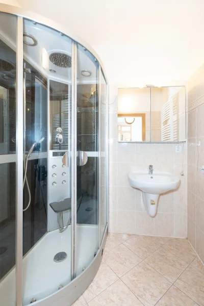 Pronájem bytu 2+kk/B, parkování, 44 m², Dobřejovice