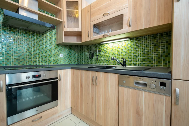 Pronájem slunného bytu 2+kk/G/B/S s výměrou  45m² - Praha - Uhříněves