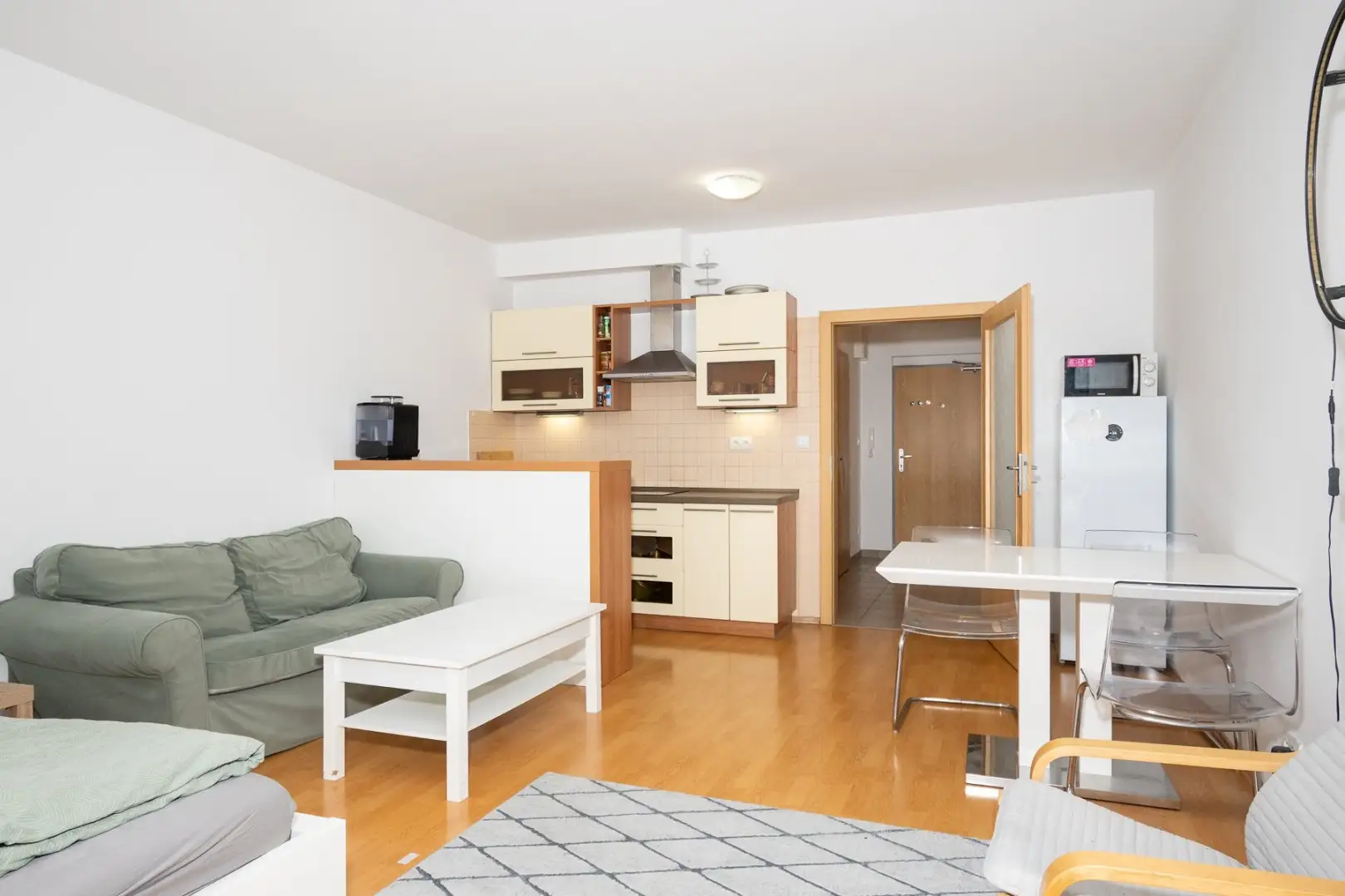 Pronájem byty 1+kk, 44 m² - Praha - Krč