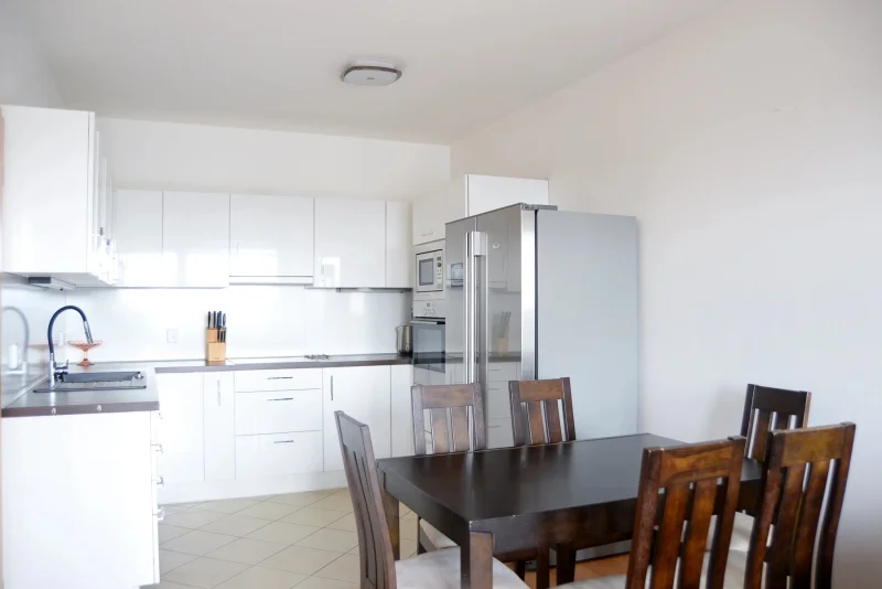 Pronájem bytu 2+kk, 54 m² - Praha - Hloubětín