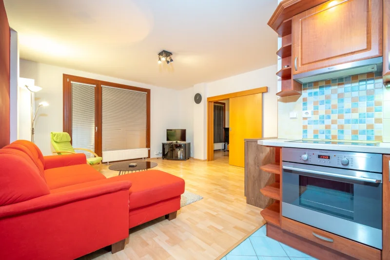 Pronájem bytu 2+kk  o výměře 55 m²  - Praha - Holešovice
