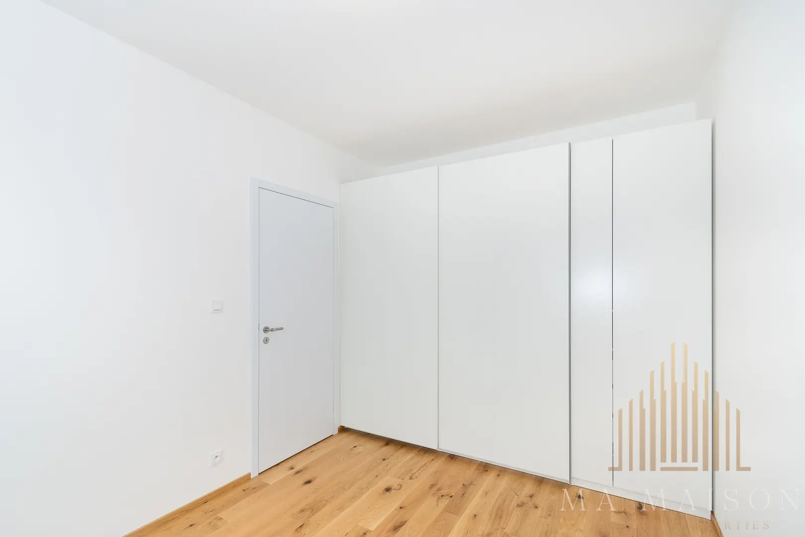Pronájem bytu 2+kk/B, 40 m², nezařízený, Praha 4 - Nusle