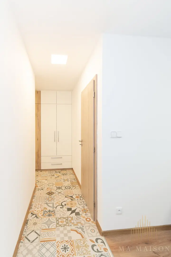 Pronájem bytu 2+kk 57 m², Praha - Hloubětín