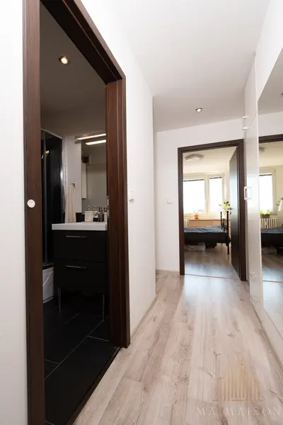 Pronájem bytu 2+kk, 42 m2, panel, částečně zařízený, Praha 4 - Chodov