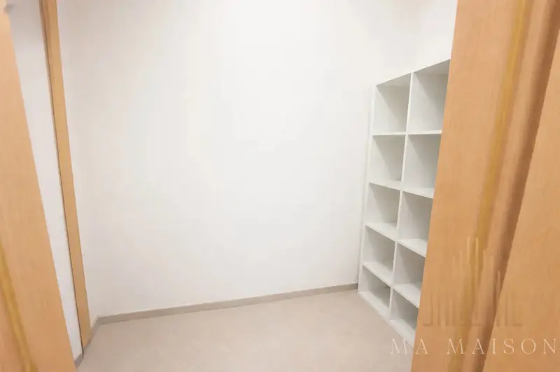 Prodej bytu 2+kk o výměře 54m² - Praha - Dolní Měcholupy