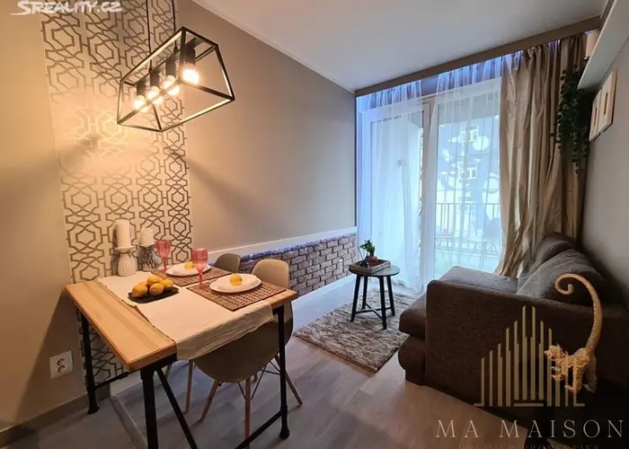 Pronájem bytu 2+kk 38 m², Praha - Žižkov