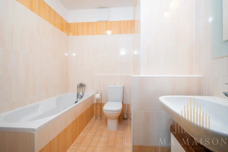 Pronájem slunného bytu 2+kk/G/B/S s výměrou  45m² - Praha - Uhříněves