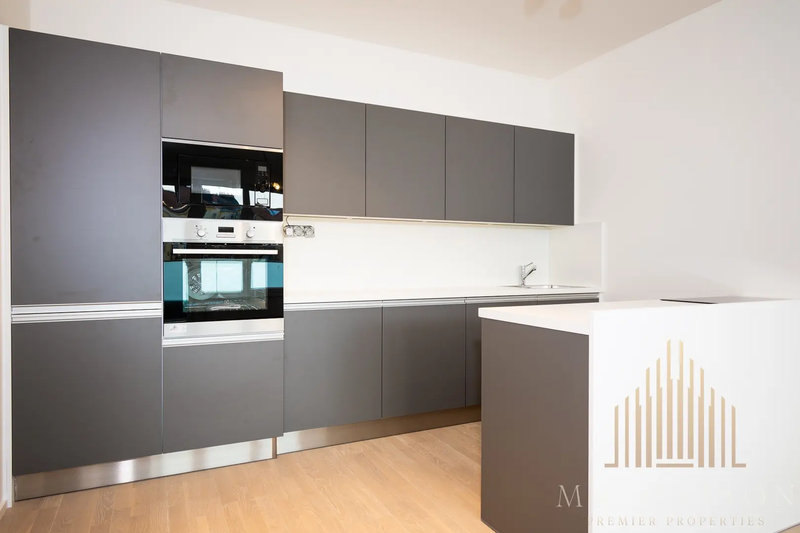 Pronájem bytu 3+kk, ulice V Horkách, Praha Nusle