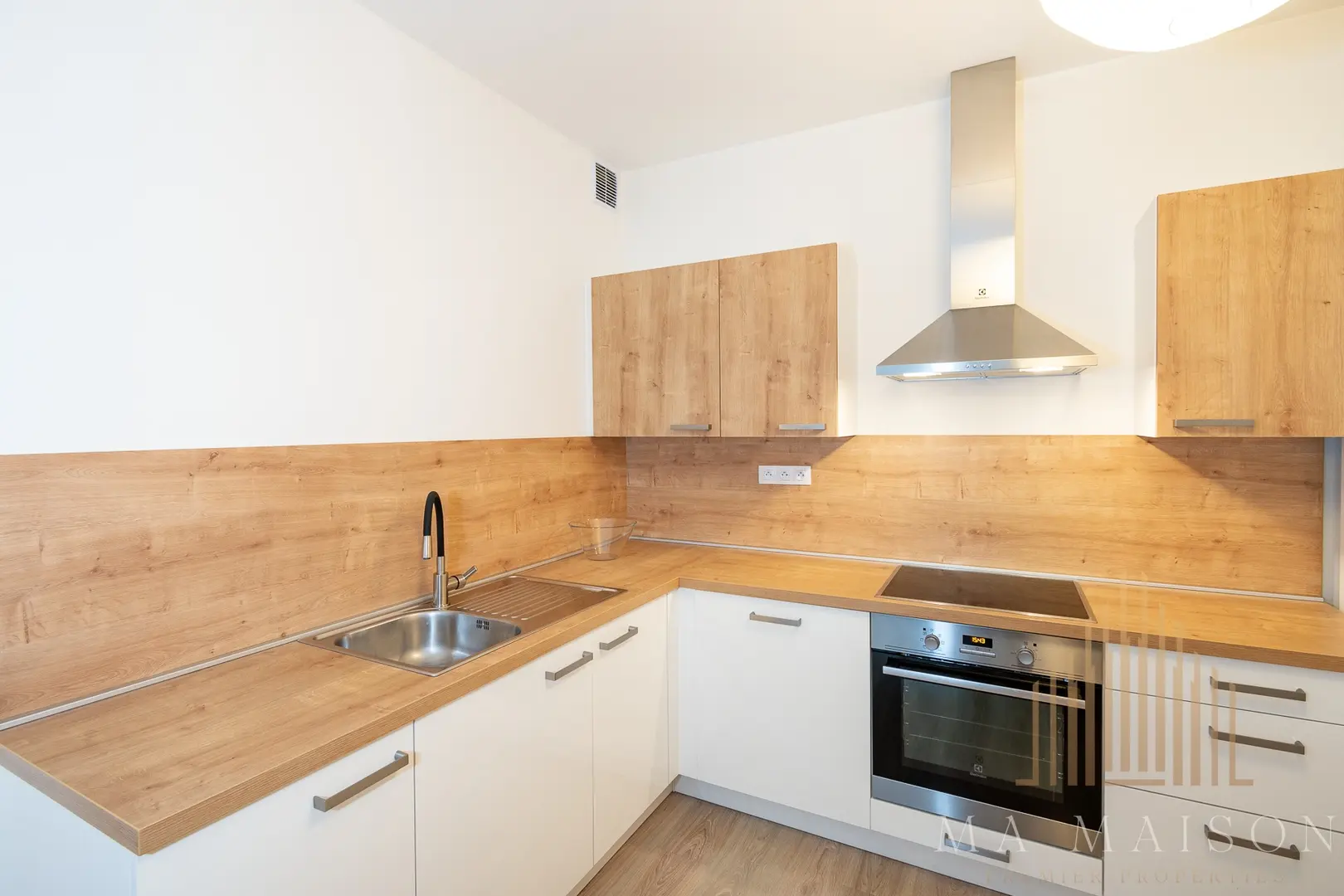 Pronájem bytu 3+kk, 78 m² - Praha - Stodůlky