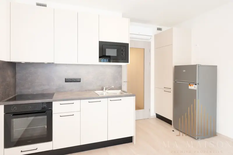 Pronájem bytu 1+kk 32 m², Praha - Hloubětín