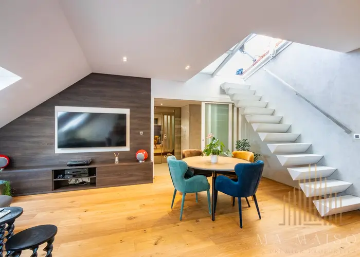 Pronájem krásného bytu s terasou 3+kk, 95 m² - Praha - Žižkov