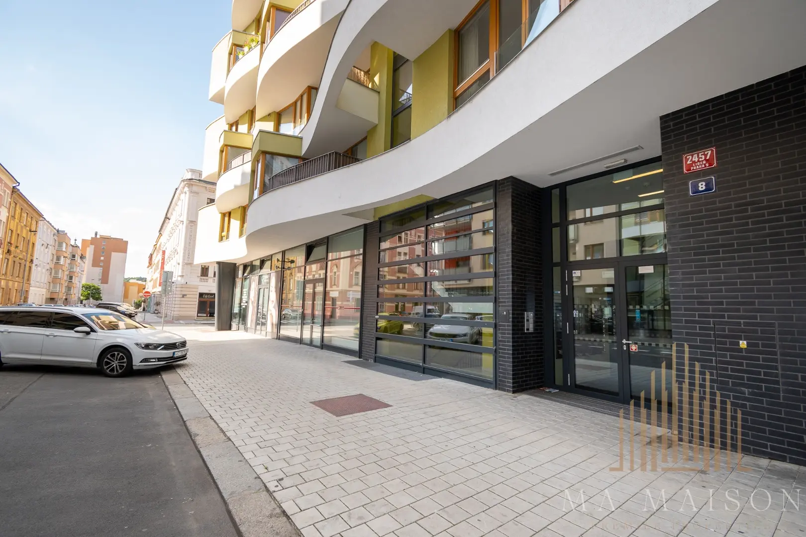 Pronájem bytu 2+kk/B/P, zařízený,  61 m² - Praha - Libeň