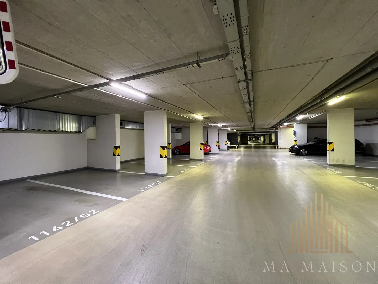 Pronájem garáže, ulice Pod Harfou, Praha - Vysočany