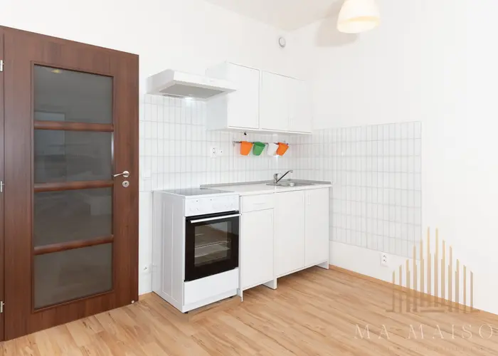 Prodej bytu 1+kk, 33 m² - Praha - Vysočany