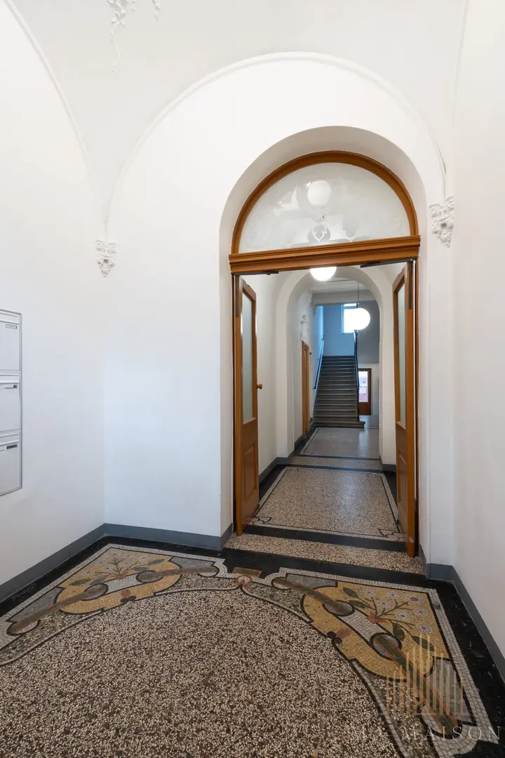 Komerční prostor k pronájmu, 105m2, Pařížská ulice, Praha 1