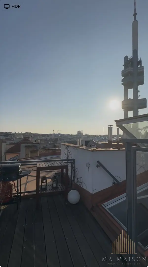 Pronájem krásného bytu s terasou 3+kk, 95 m² - Praha - Žižkov