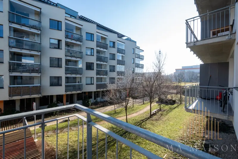 Pronájem bytu 2+kk/B/G, nezařízený, 55m², Praha 9 - Střížkov