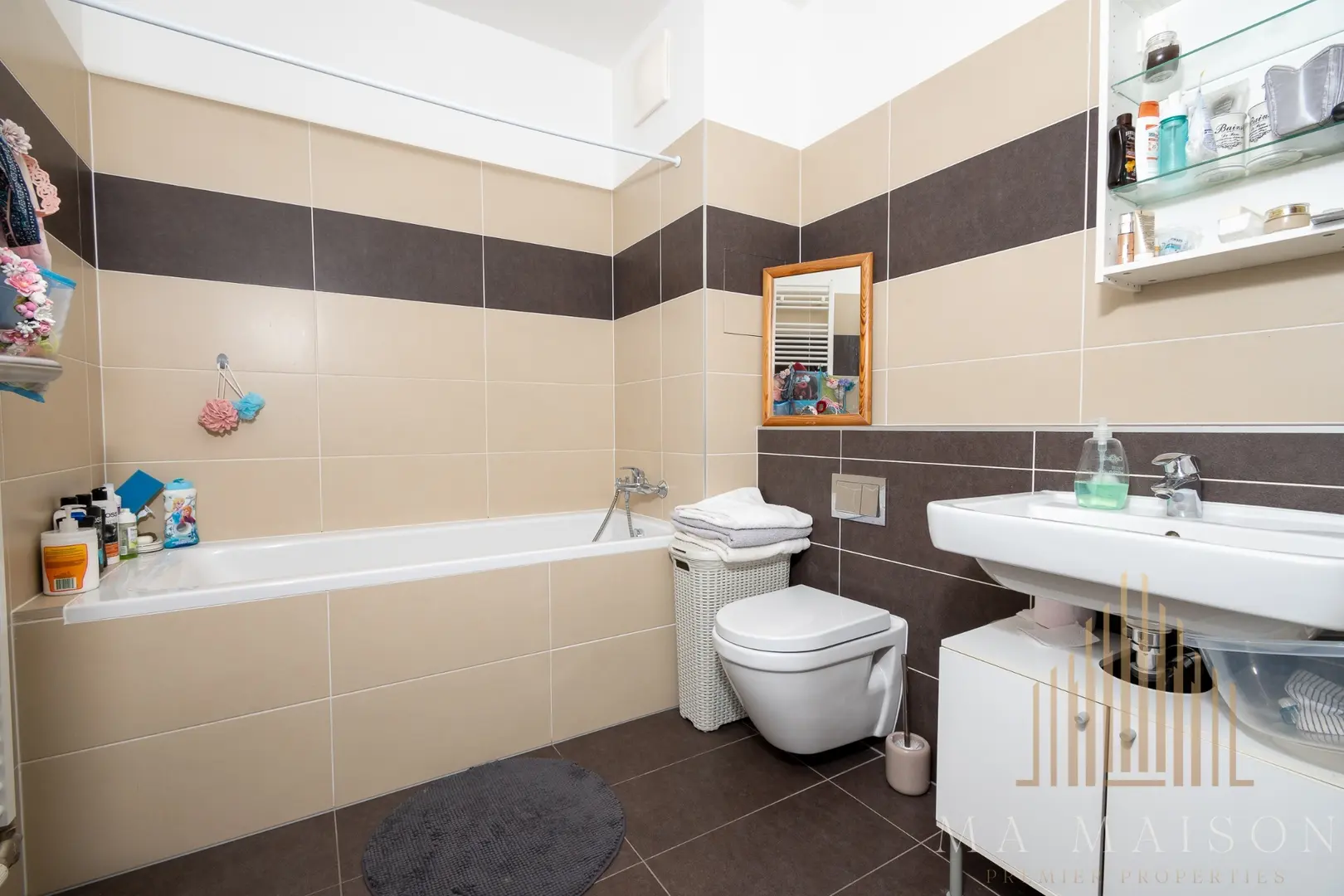 Pronájem bytu 2+kk/B/P, zařízený,  61 m² - Praha - Libeň
