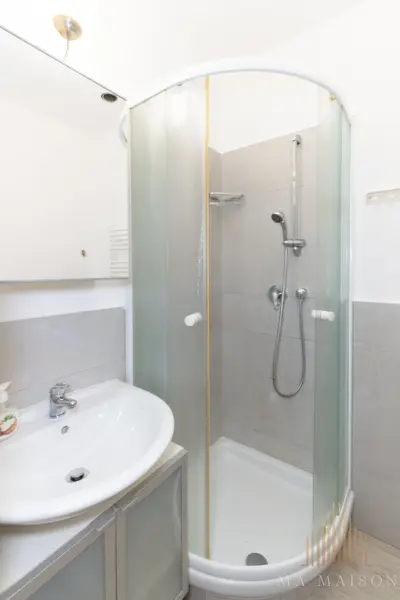 Pronájem bytu 2+kk 50 m², Praha - Nusle