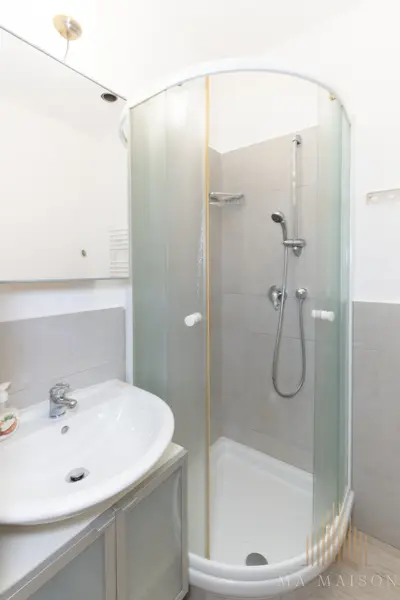 Pronájem bytu 2+kk 50 m², Praha - Nusle