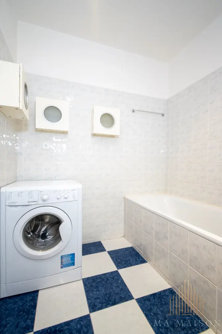 Pronájem bytu 3+kk, 84m², ulice Holandská, Praha - Vršovice