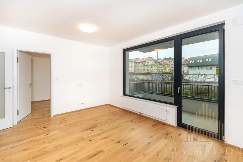 Pronájem bytu 2+kk/B, 40 m², nezařízený, Praha 4 - Nusle