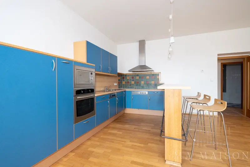 Pronájem bytu 3+kk, 84m², ulice Holandská, Praha - Vršovice