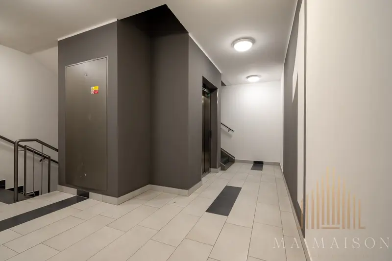 Pronájem bytu 2+kk/B/G, nezařízený, 55m², Praha 9 - Střížkov