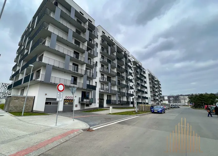 Moderní byt 2+kk/B, nezařízený, ul. Smržových, Praha 9 - Vysočany