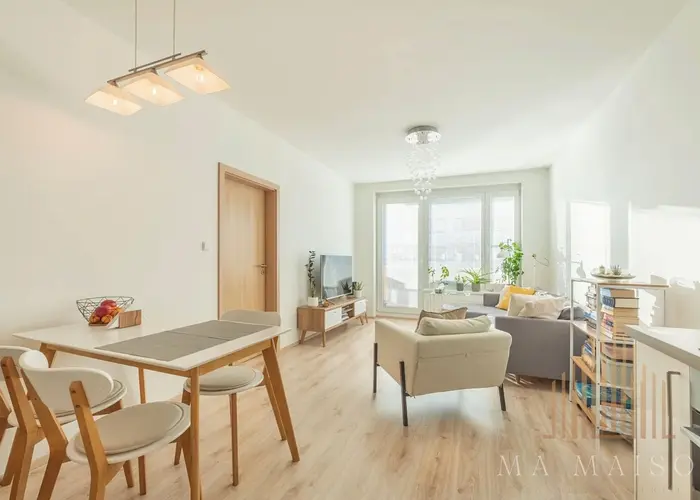 Prodej bytu 2+kk o výměře 54m² - Praha - Dolní Měcholupy