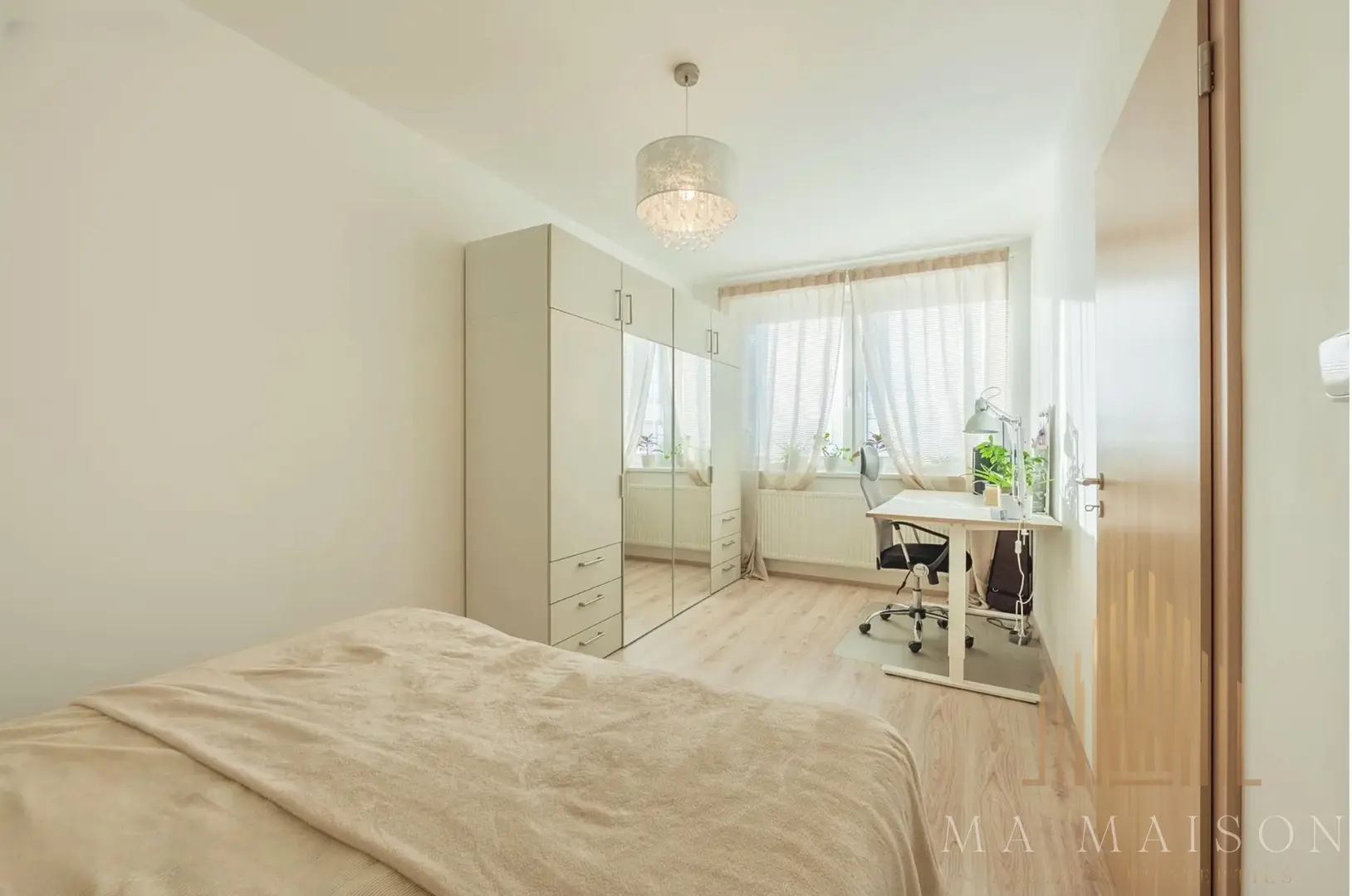 Prodej bytu 2+kk o výměře 54m² - Praha - Dolní Měcholupy