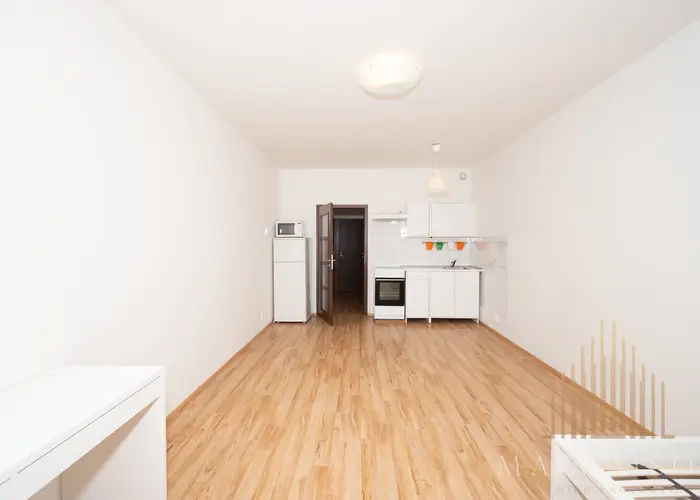 Prodej bytu 1+kk, 33 m² - Praha - Vysočany