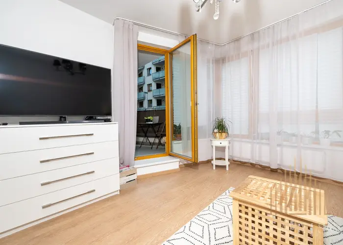 Pronájem bytu 2+kk/B/P, zařízený,  61 m² - Praha - Libeň