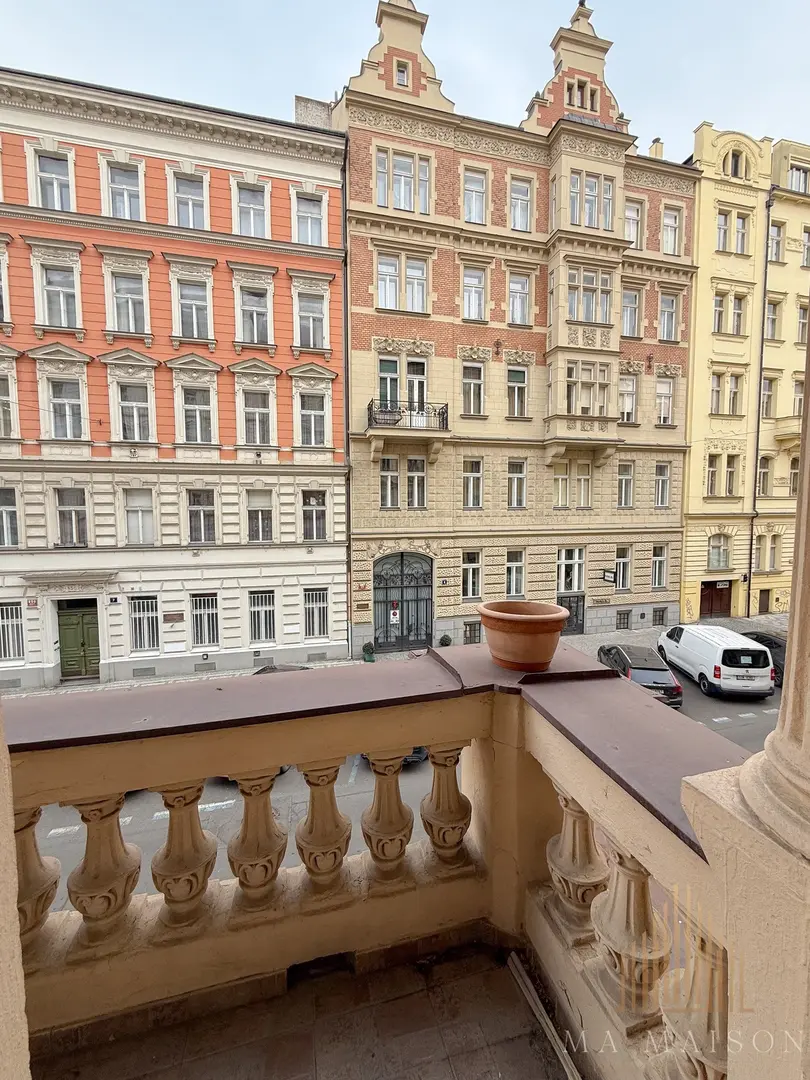 Pronájem bytu 2+kk 44 m², Praha - Smíchov