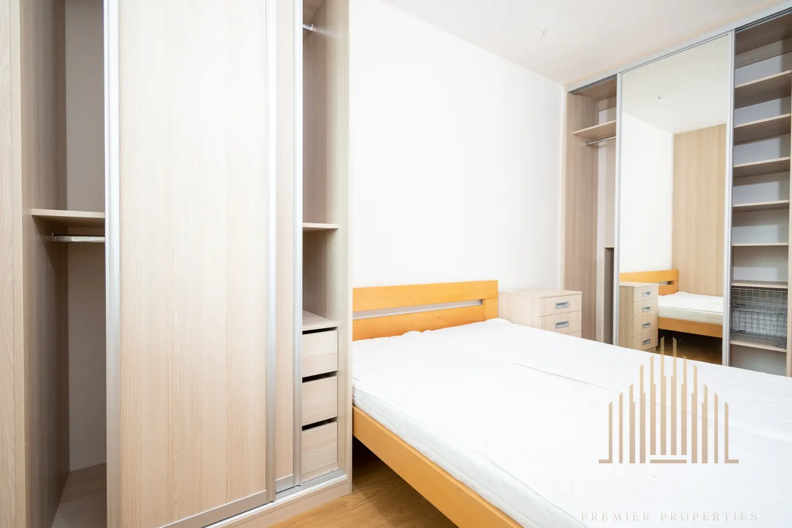 Pronájem slunného bytu 2+kk/G/B/S s výměrou  45m² - Praha - Uhříněves