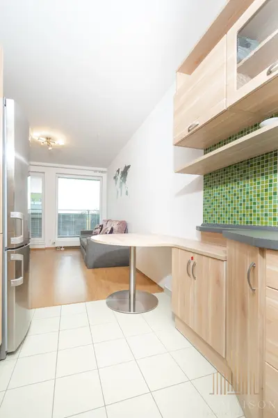 Pronájem slunného bytu 2+kk/G/B/S s výměrou  45m² - Praha - Uhříněves