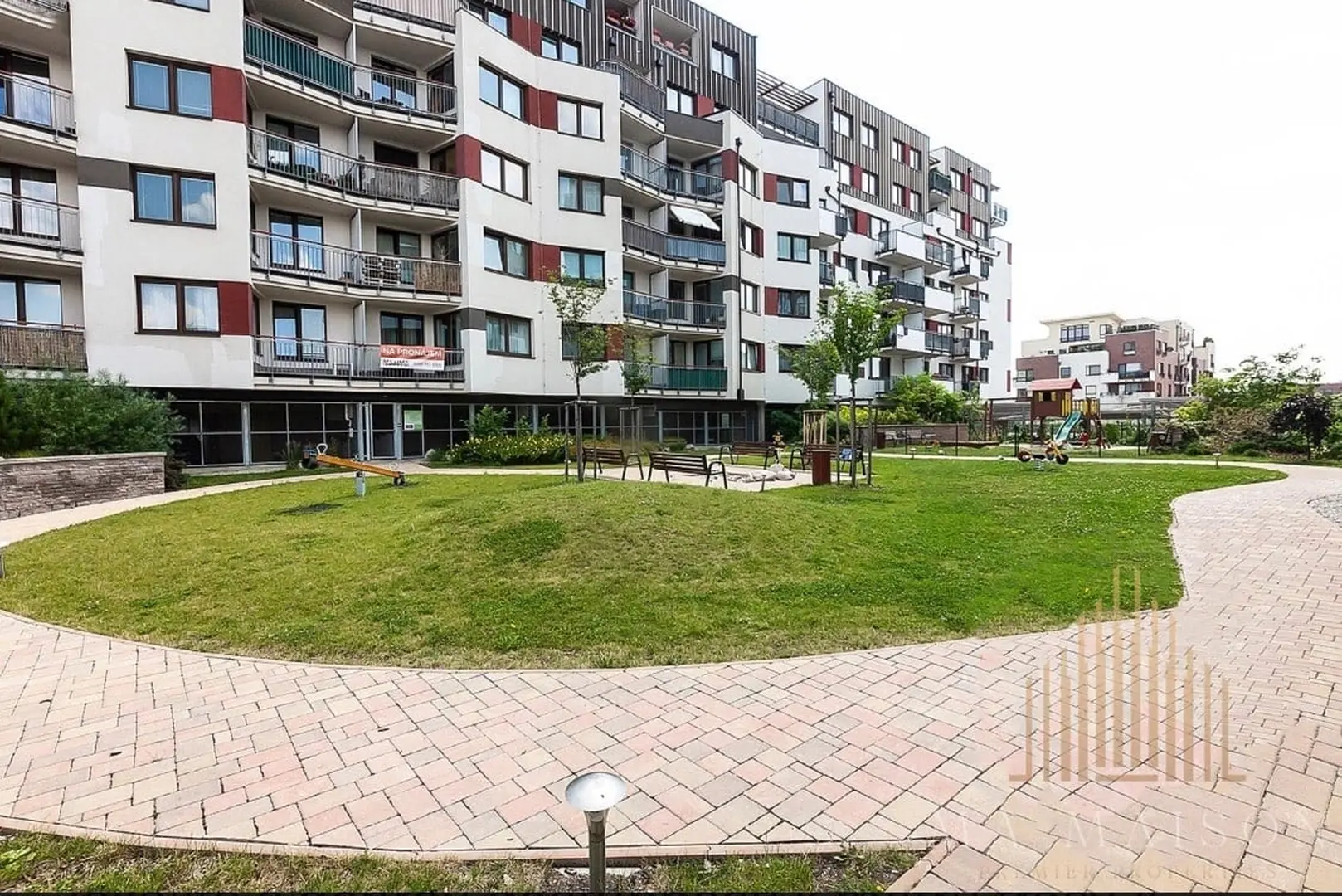 Pronájem bytu 2+kk  51m² - Praha - Dolní Měcholupy