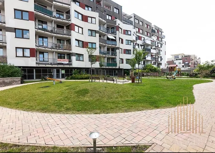 Pronájem bytu 2+kk  51m² - Praha - Dolní Měcholupy