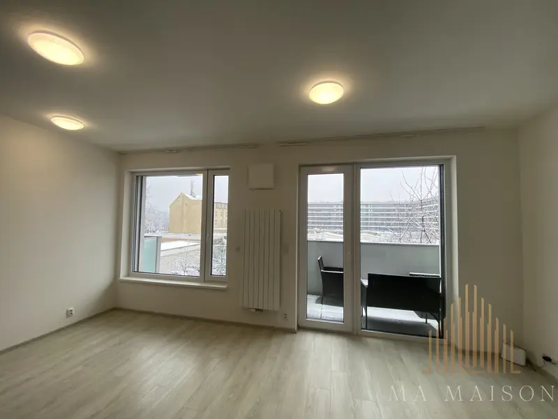 Pronájem bytu 1+kk/B, 33 m2, zařízený/nezařízený, Praha 7 - Holešovice