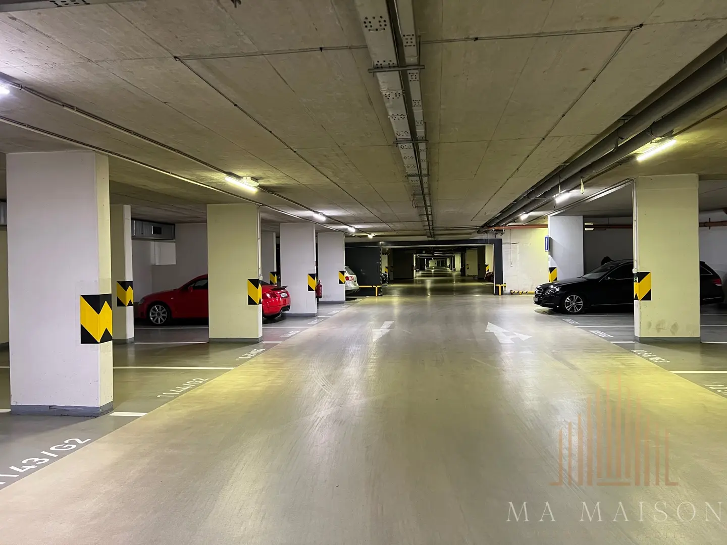 Pronájem podzemního garážového stání