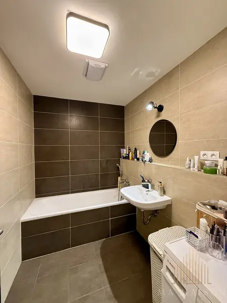Pronájem bytu 2+kk 38 m², Praha - Žižkov