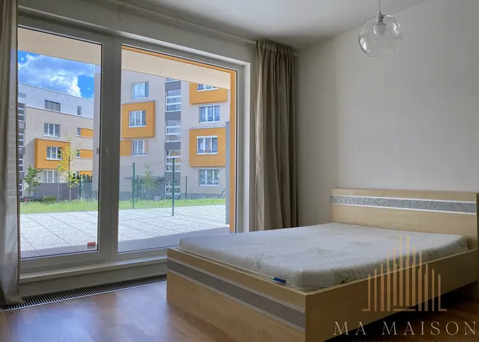 Prodej bytu 1+kk/ 35m2,  ulice Františka Diviše, Praha Uhříněves