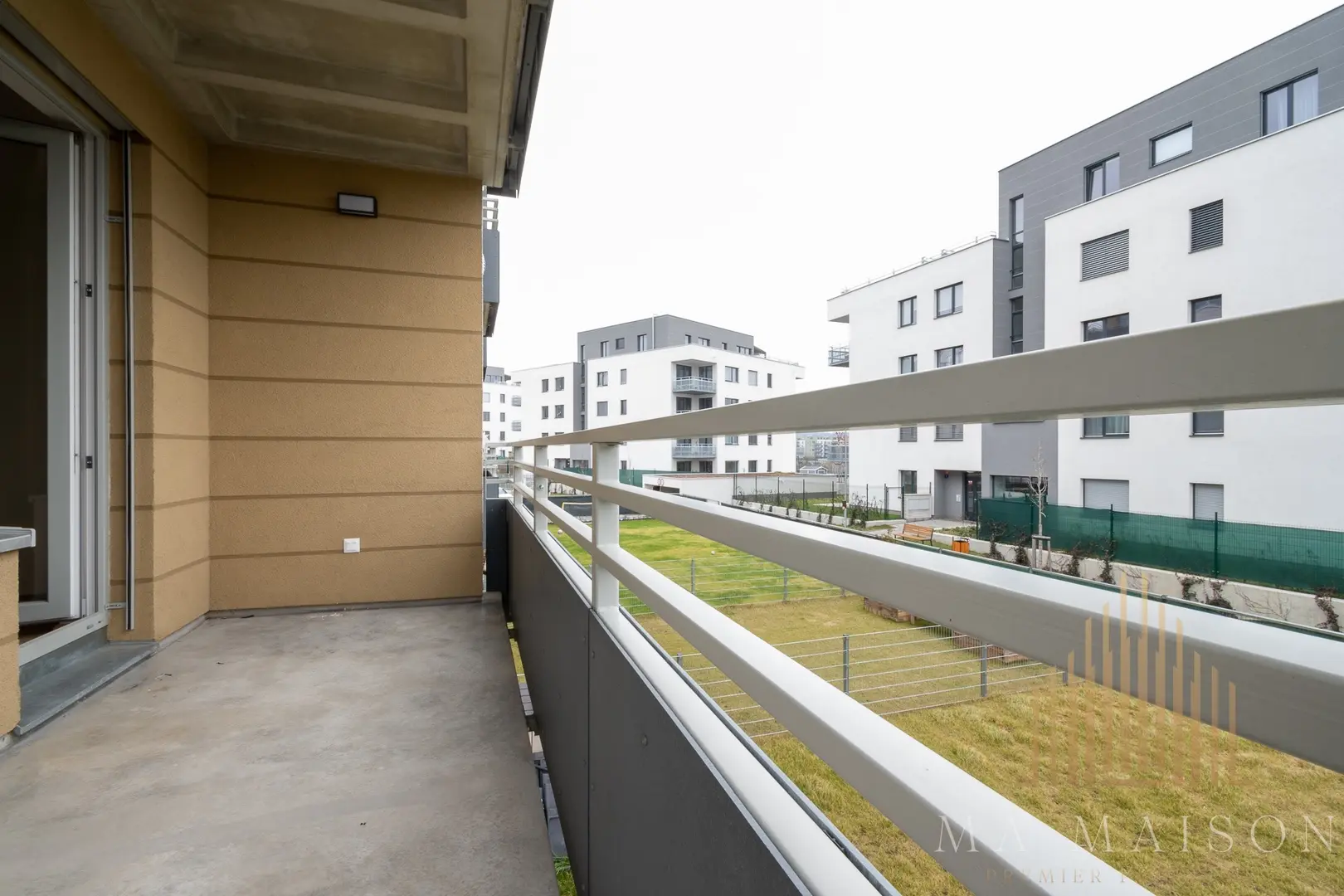 Pronájem bytu 2+kk/B/S 58 m² - Praha - Vysočany