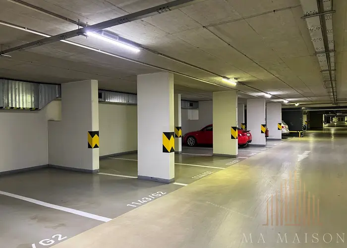 Pronájem podzemního garážového stání