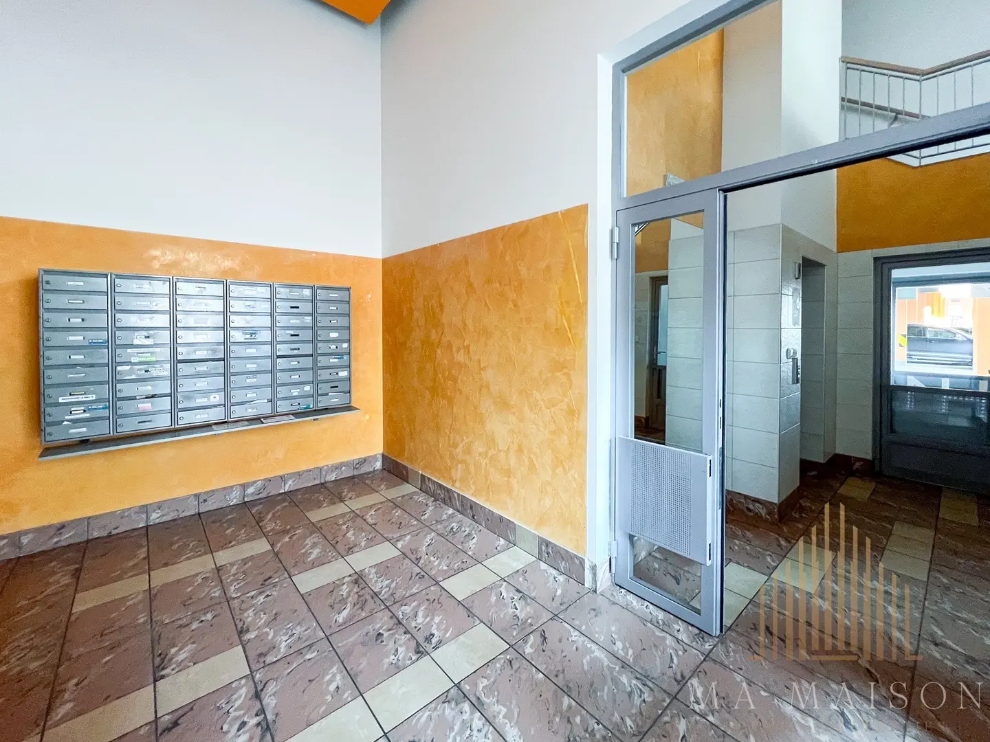 Pronájem bytu 1+kk s prostornou lodžií, ulice Poděbradská 777/9, Praha - Vysočany