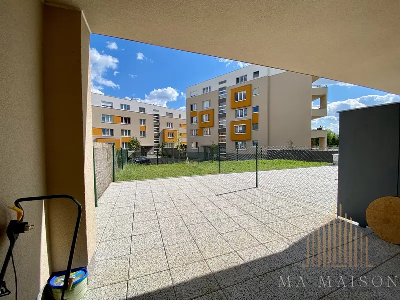 Pronájem bytu 1+kk/ 35m2,  ulice Františka Diviše, Praha Uhříněves