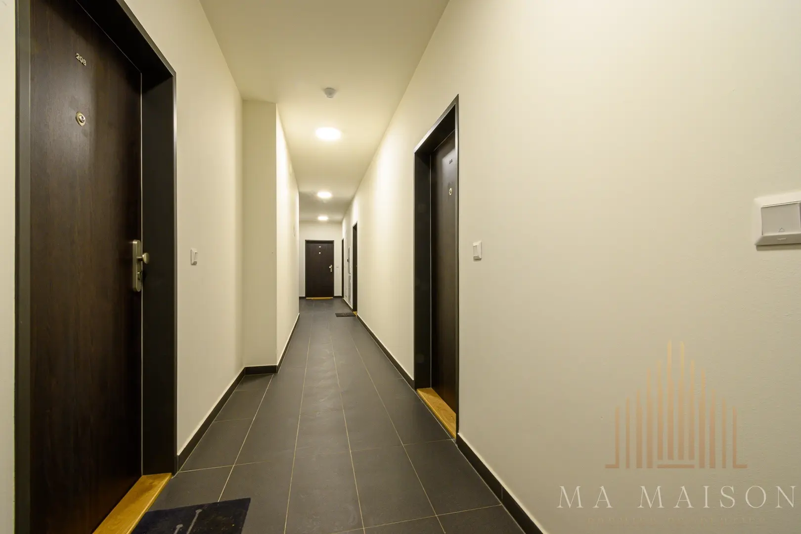 Pronájem bytu 2+kk/B/S 58 m² - Praha - Vysočany