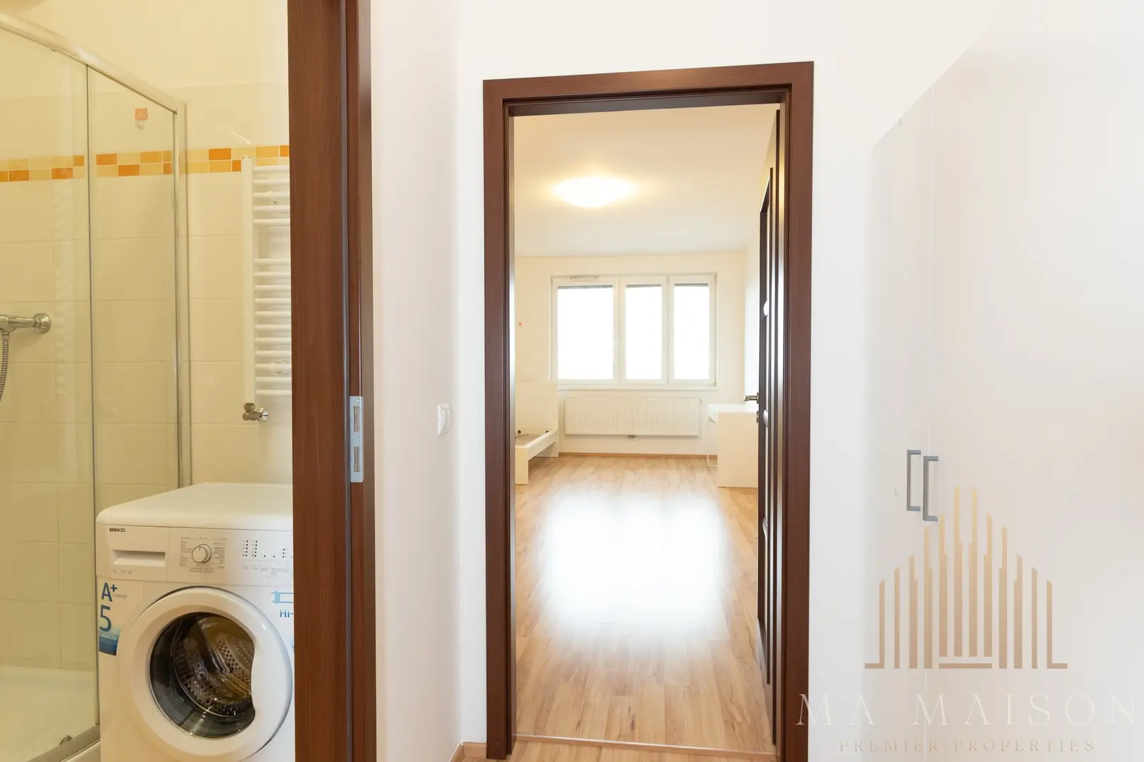 Prodej bytu 1+kk, 33 m² - Praha - Vysočany