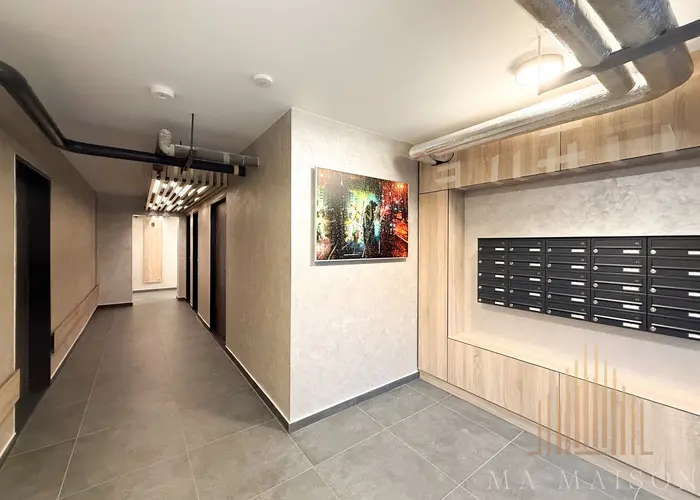 Pronájem bytu 1+kk 29 m², Praha - Hodkovičky