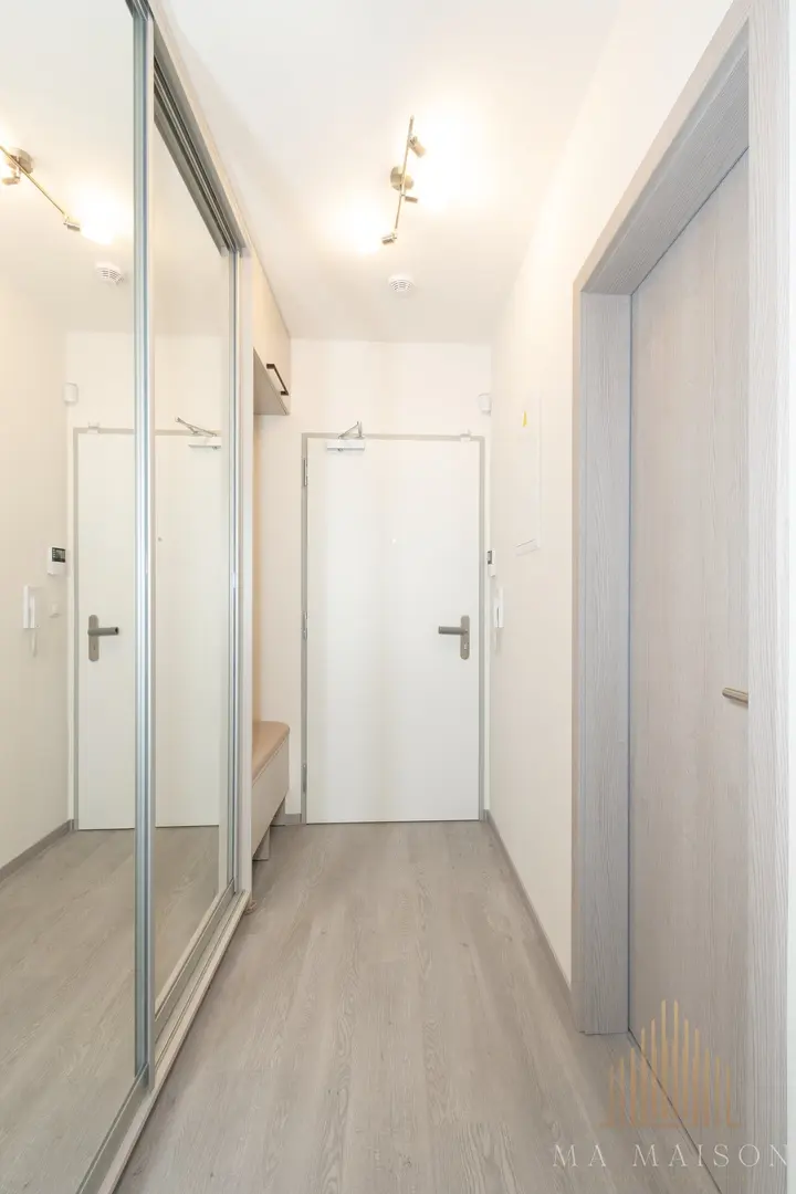Pronájem bytu 1+kk 34 m², Praha - Vysočany
